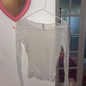 URBAN OUTFITTERS WHITE LACE LONG SLEEVE